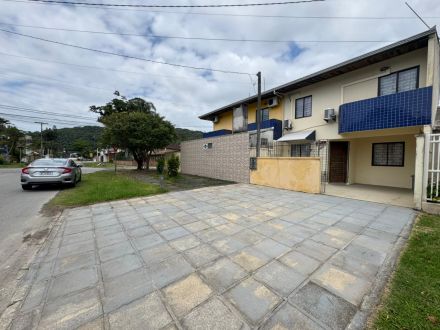 Ref.-416 - Sobrado - Av. Guarapuava